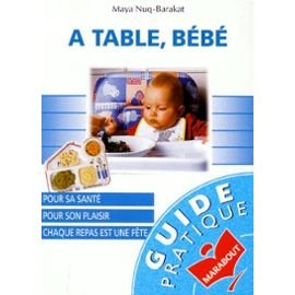 A table, bébé