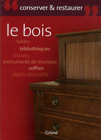 Le bois : tables, bibliothèques, chaises, instruments de musique, coffres, objets décoratifs