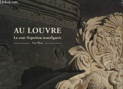 Au Louvre, la cour Napoléon transfigurée